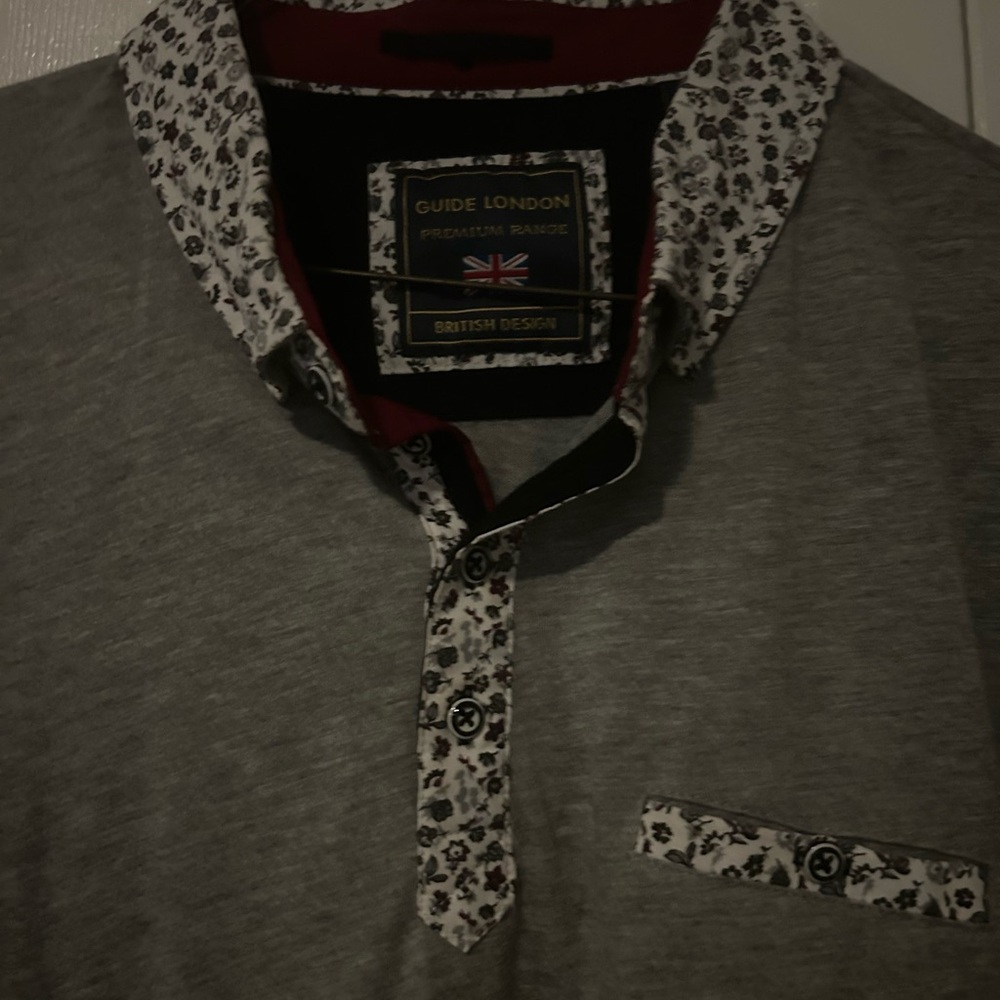 Men’s short sleeve polo